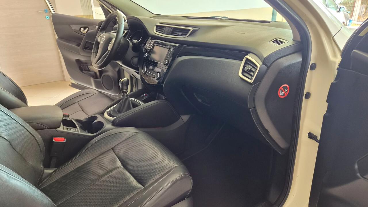 Nissan Qashqai 1.5 dCi Tekna