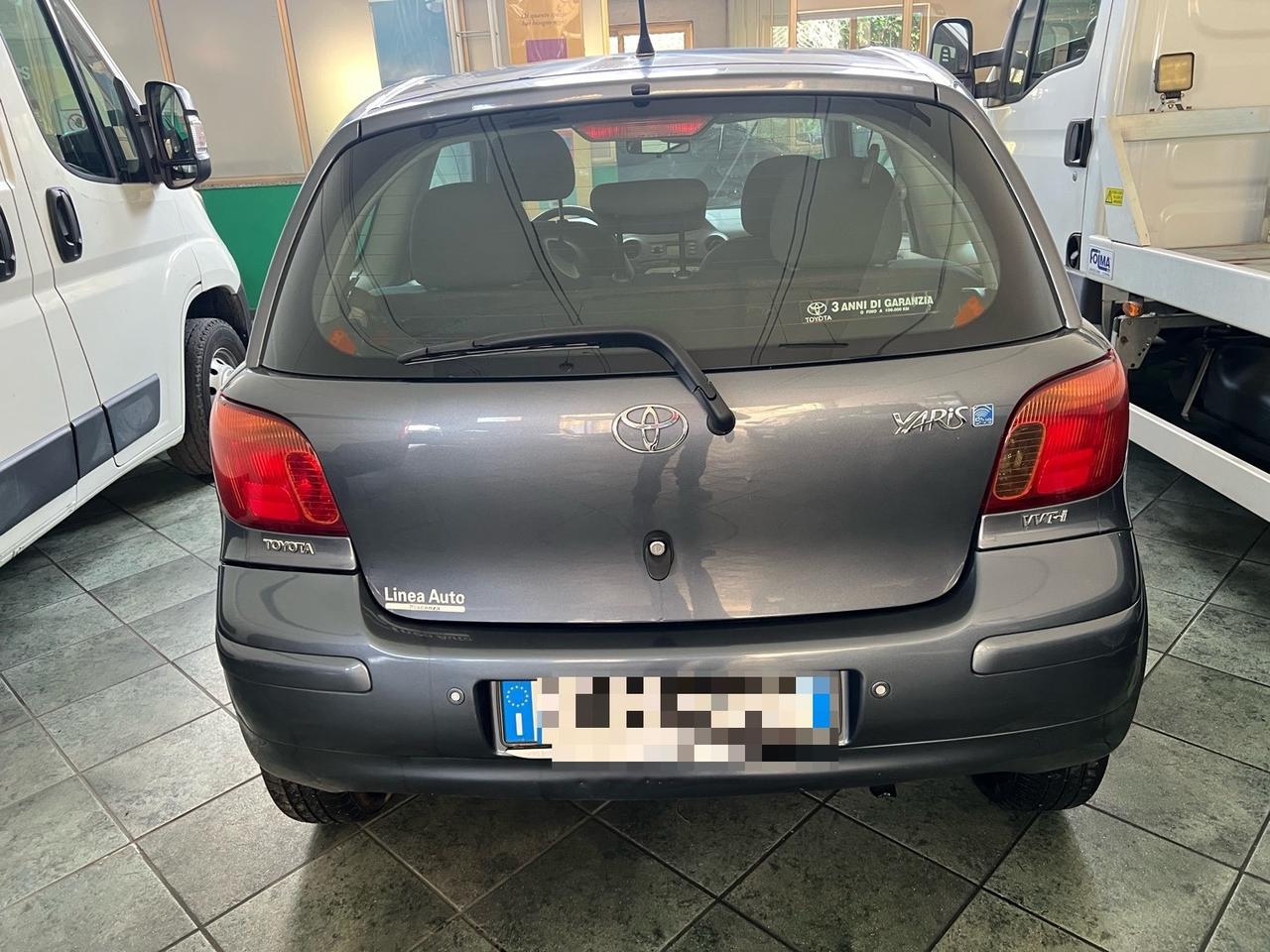Toyota Yaris 1.0i 16V cat 3 porte Sol