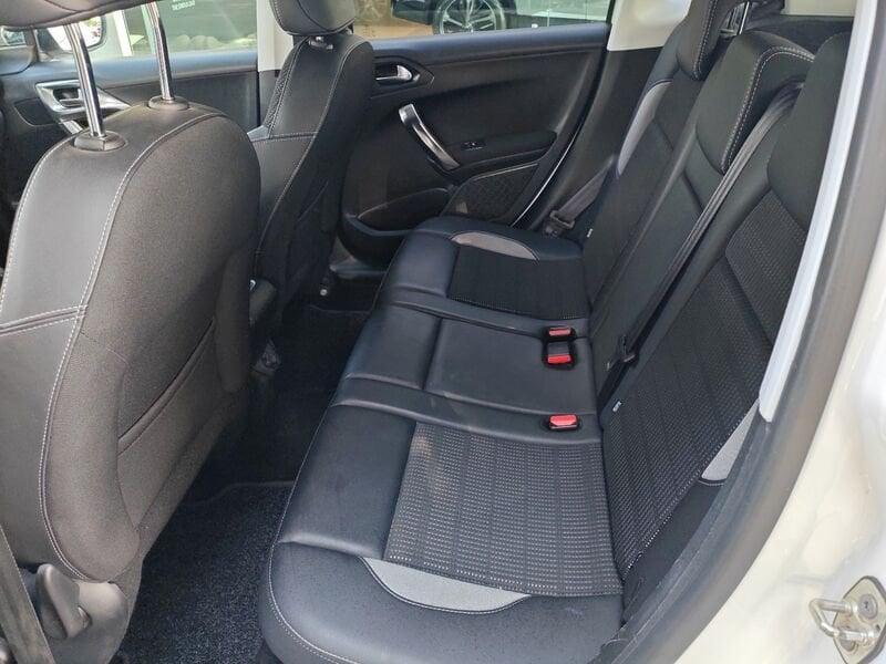 Peugeot 2008 2008 1.6 bluehdi Allure 100cv