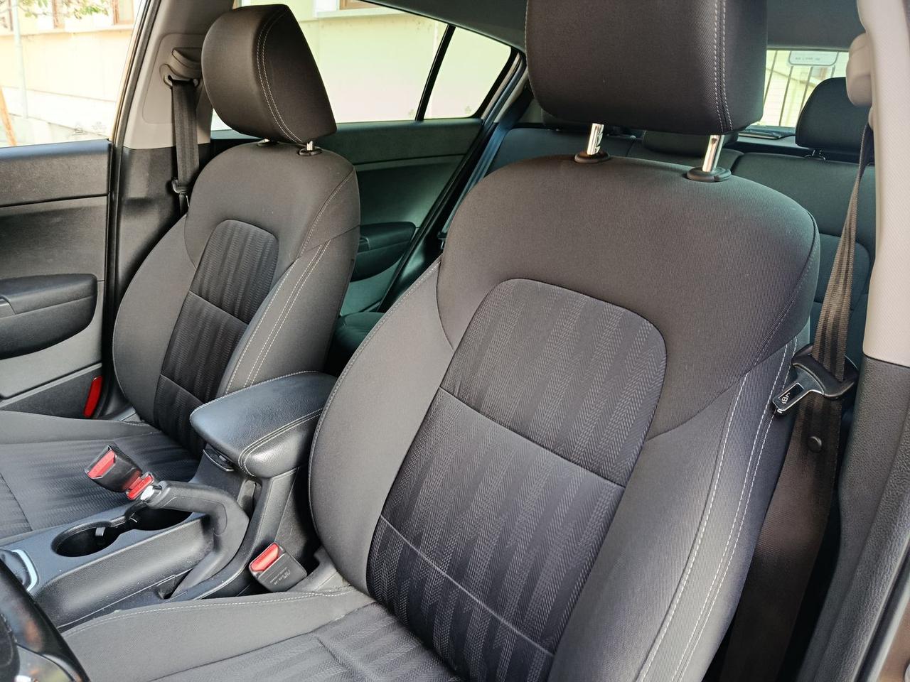 Kia Sportage Business Class 1.6 GDI #7758