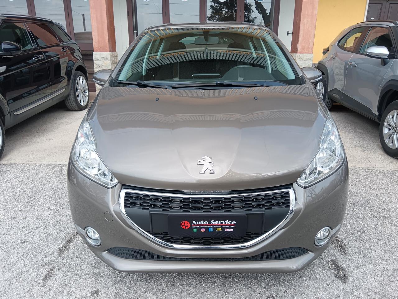 Peugeot 208 1.4 HDi 68CV 5P NEOPATENTATI
