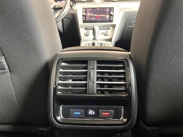 Volkswagen Passat Variant 2.0 TDI DSG Business BlueMotion Tech