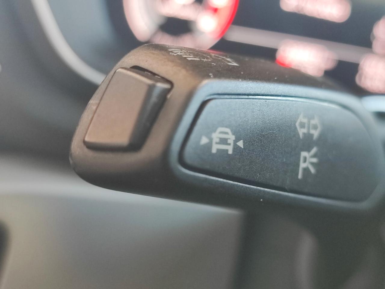 Audi A4 Avant 35 TDI/163 CV S tronic line edition