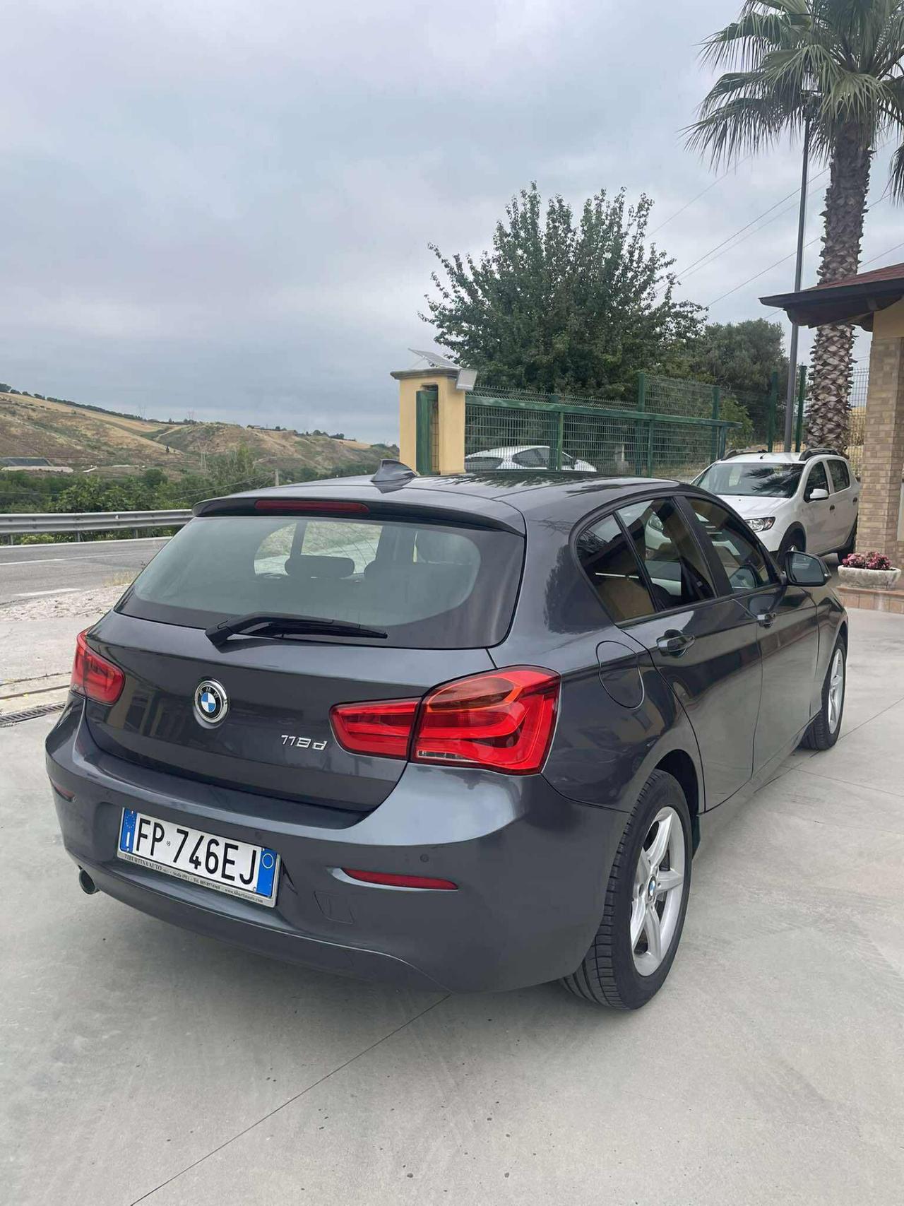 Bmw 118 118d 5p. Business