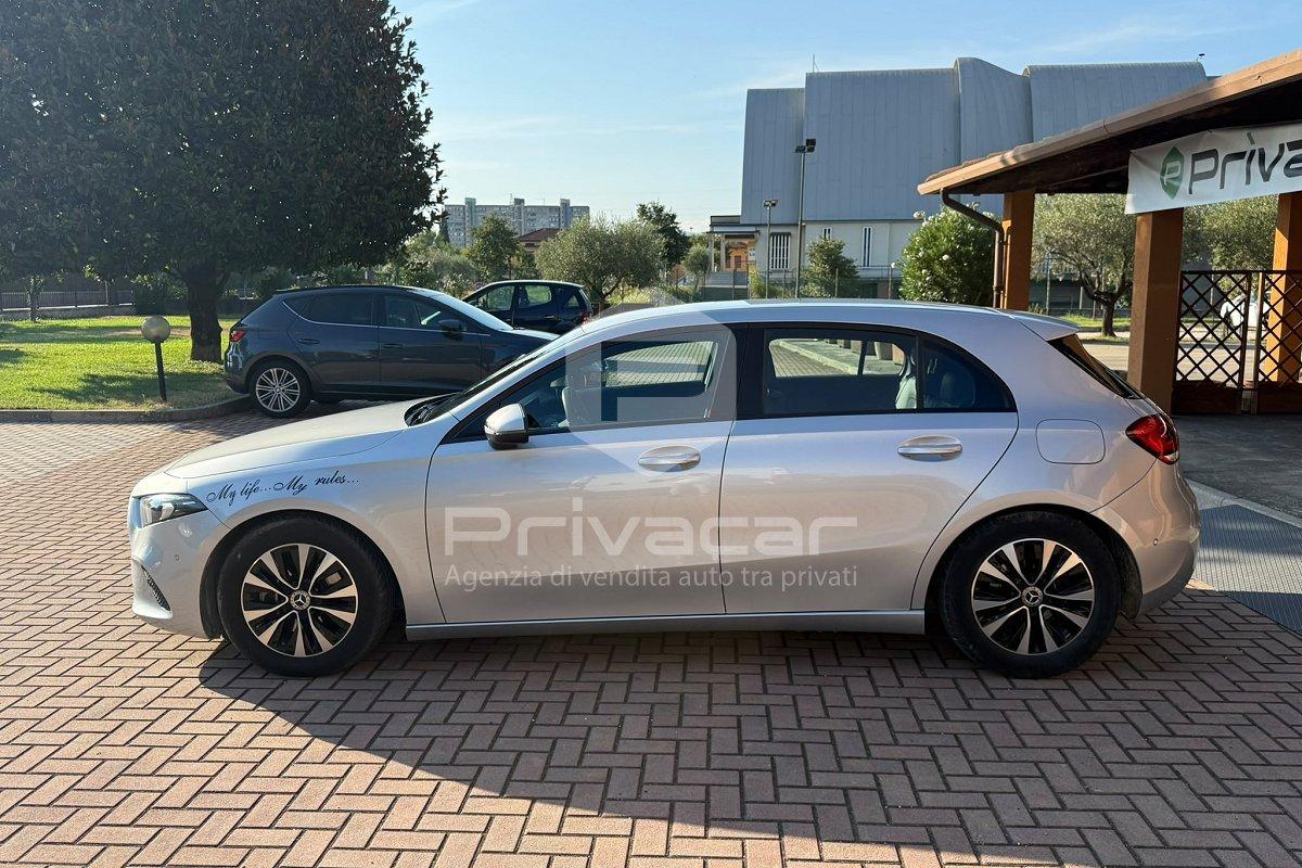MERCEDES A 180 d Automatic Business