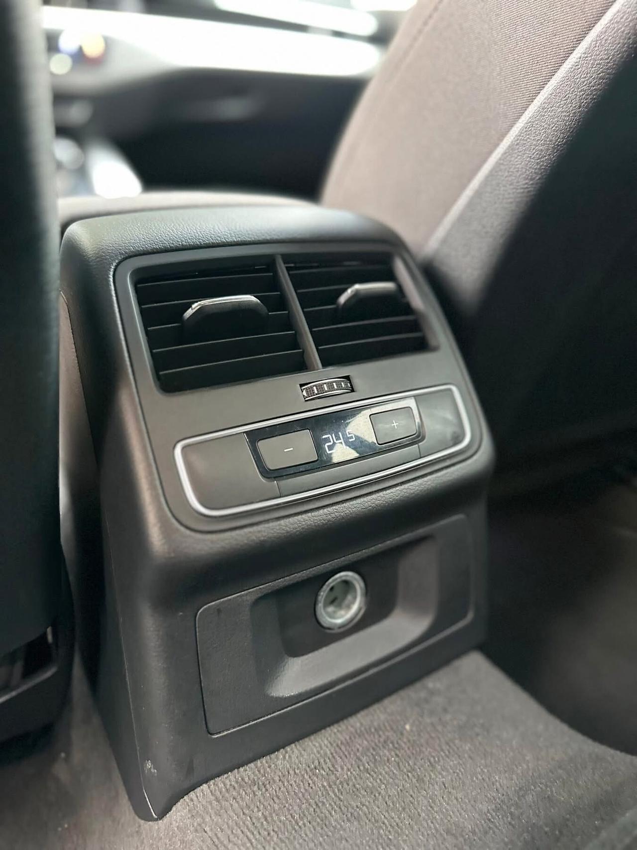 Audi A4 35 TDI/163 CV S tronic line edition