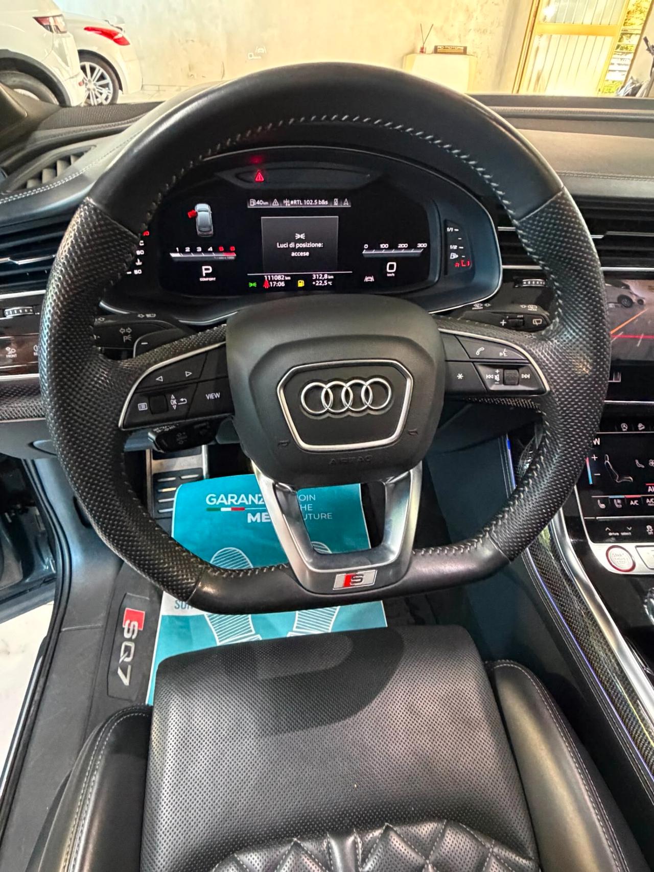 Audi SQ7 IVA ESPOSTA+GANCIO TRAINO+7 POSTI