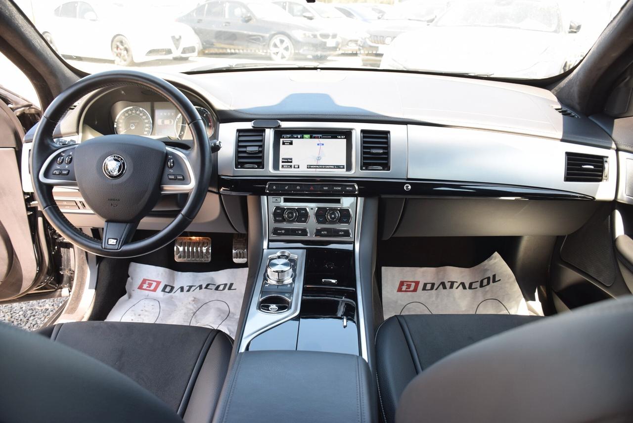 Jaguar XF BERLINA 2.2D 163CV AUTOM. R-SPORT-TETTO-PELLE-NAVI-SENSORI-CAM-CRUISE- IVA DETRAIBILE