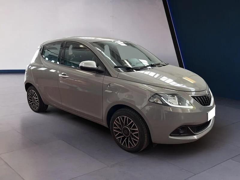 Lancia Ypsilon 1.0 hybrid Gold s&s 70cv