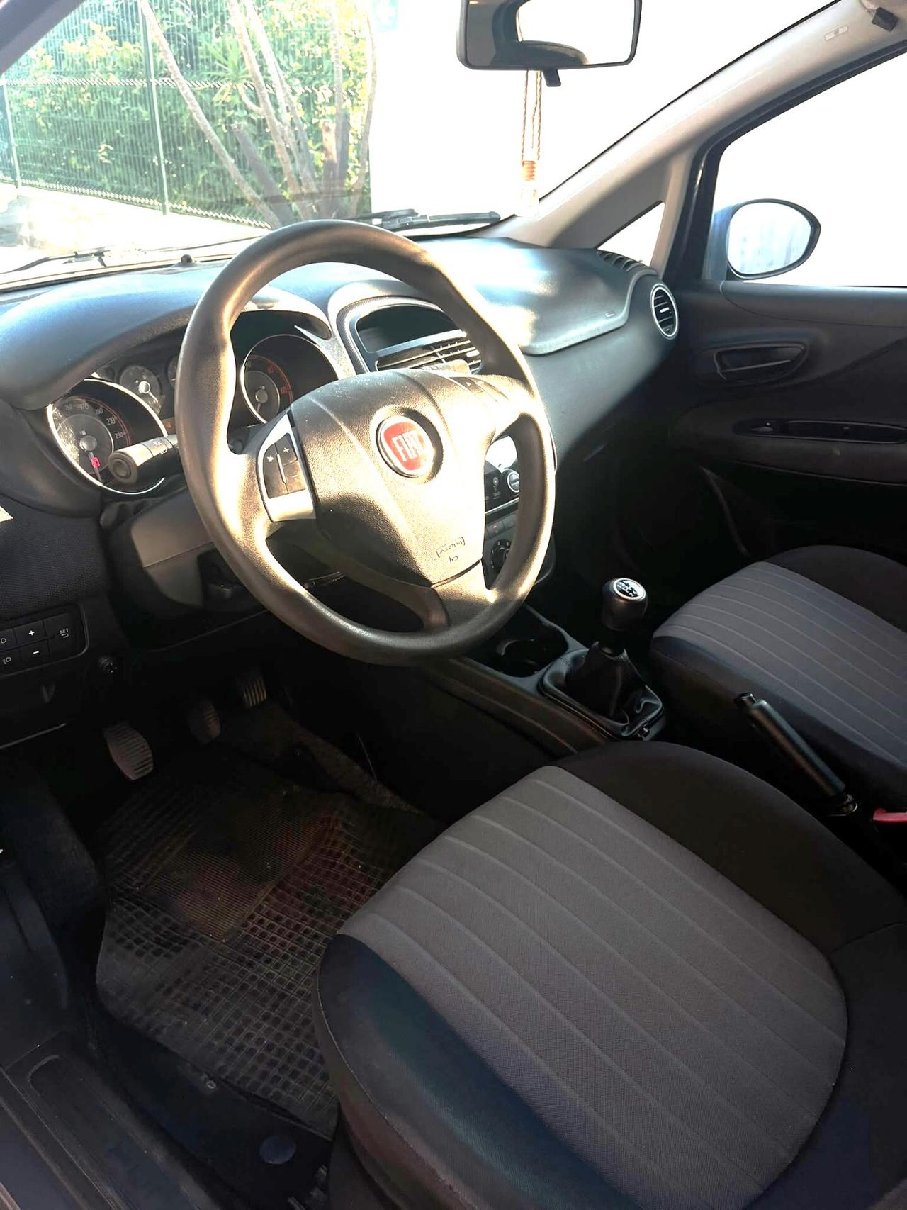 Fiat Punto 1.3 MJT II S&S 95 CV 5 porte Street