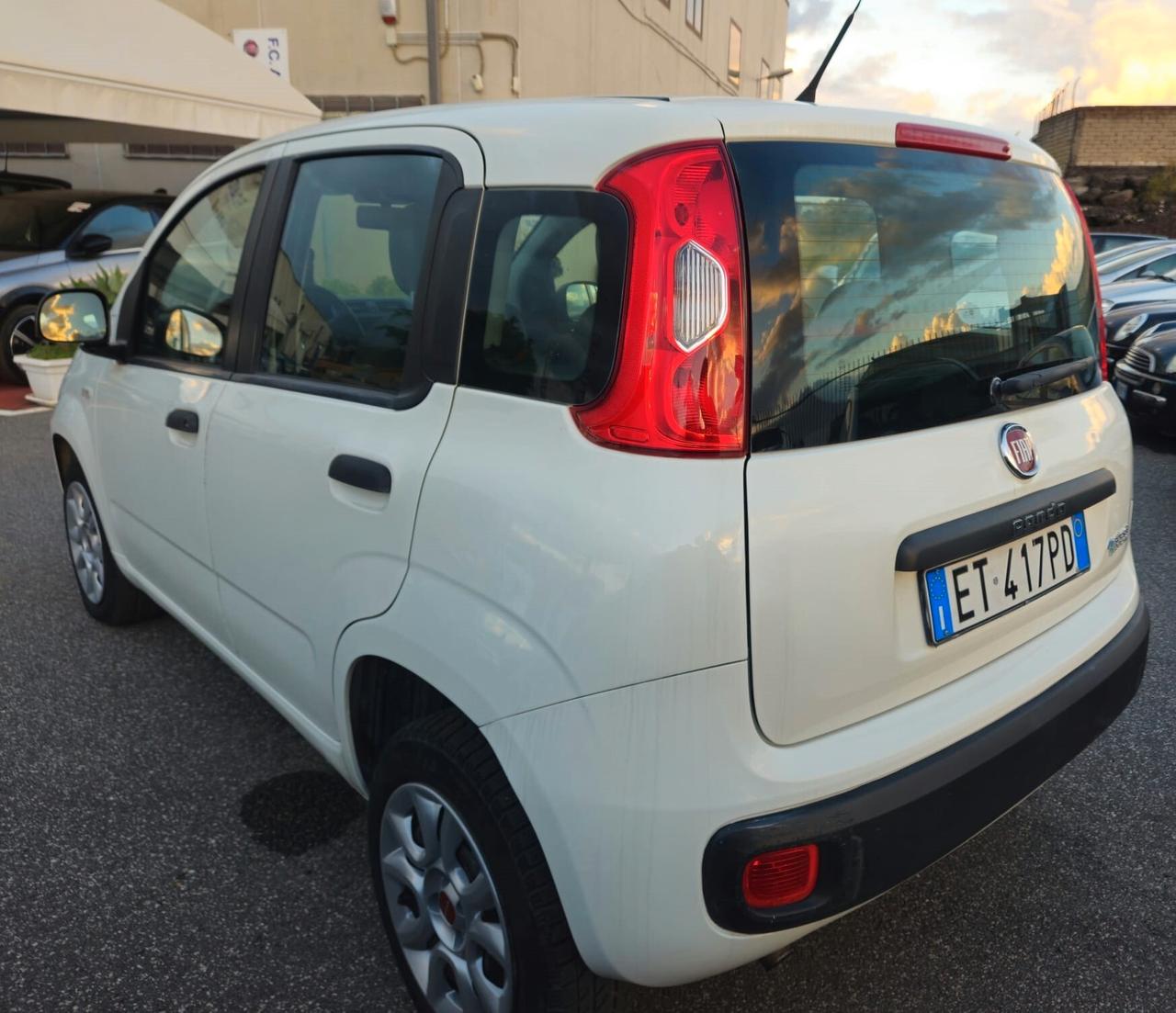 Fiat Panda 0.9 TwinAir Turbo Natural Power Lounge