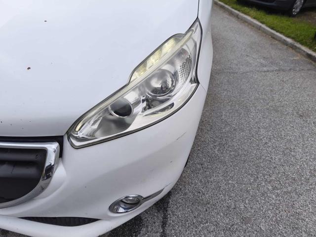 PEUGEOT 208 1° serie 1.6 e-HDi 92 CV Stop&Start 5 porte Allure