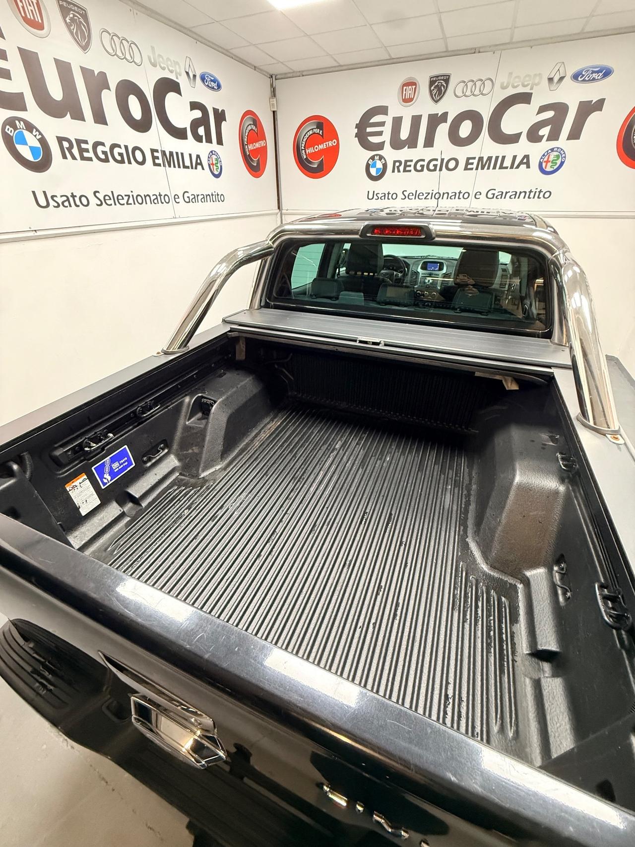 Ford Ranger 2.2 TDCi aut. DC Limited 5pt. 12/2014 EURO 5B NEOPATENTATI GANCIO TRAINO