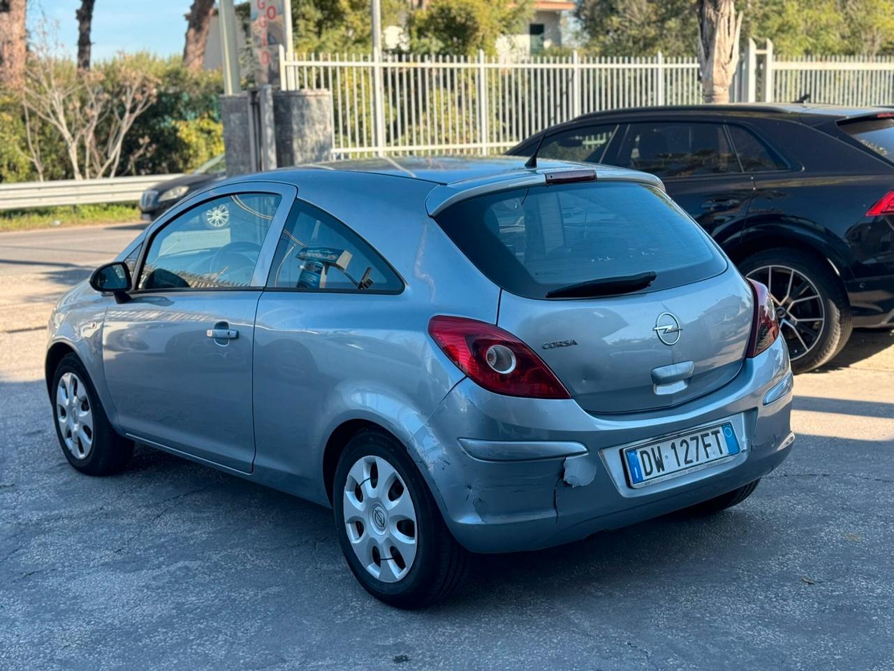 Opel Corsa 1.2 5 porte Cosmo IMPIANTO GPL