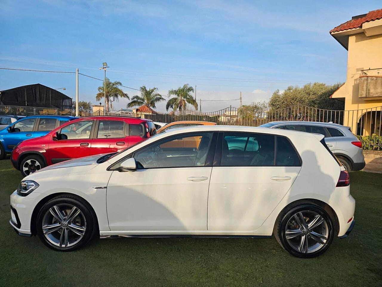 Volkswagen Golf 1.6 TDI 115 CV 5p. R-Line