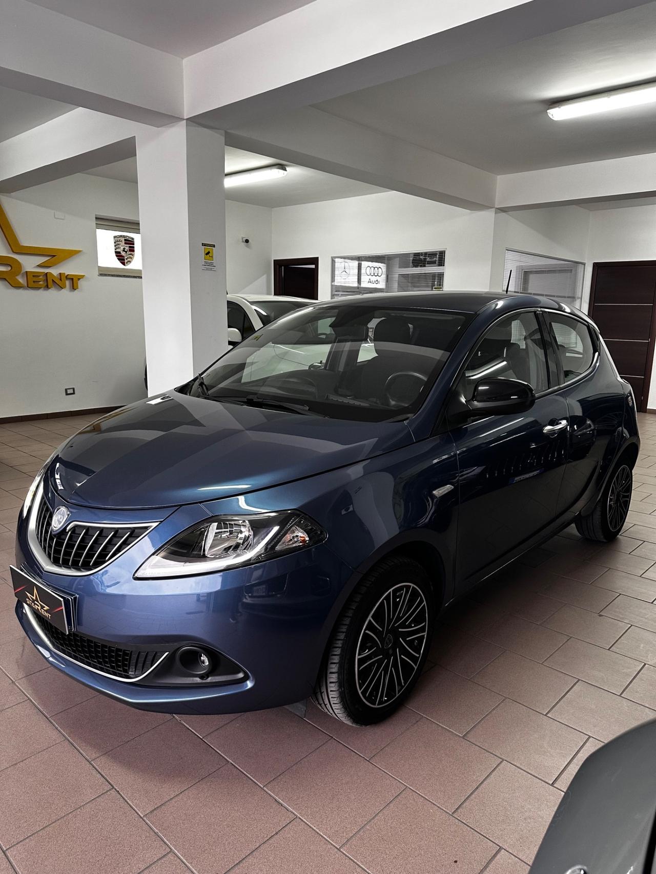 Lancia Ypsilon 1.0 FireFly 5 porte S&S Hybrid Gold