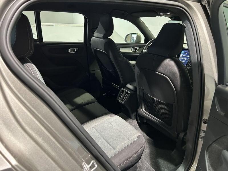 Volvo XC40 B4 AWD automatico Core