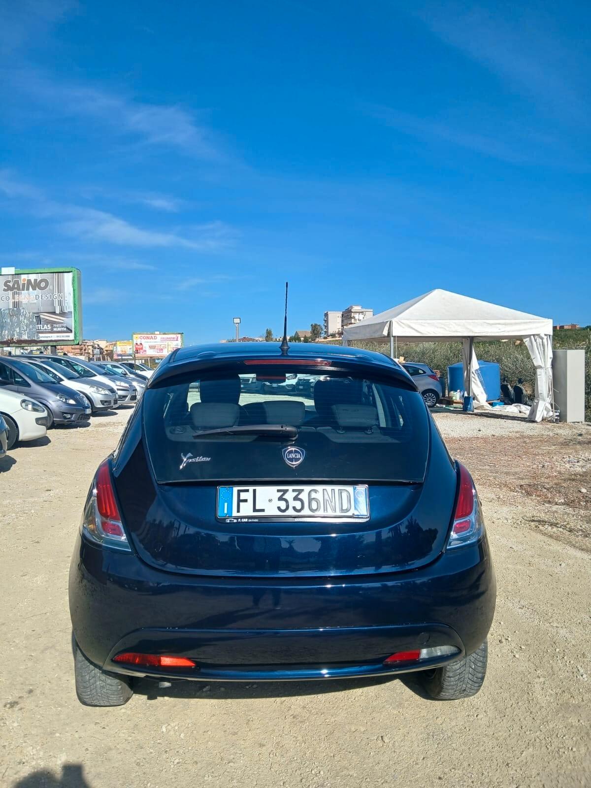 Lancia Ypsilon 1.2 69 CV 5 porte GPL Ecochic Elefantino