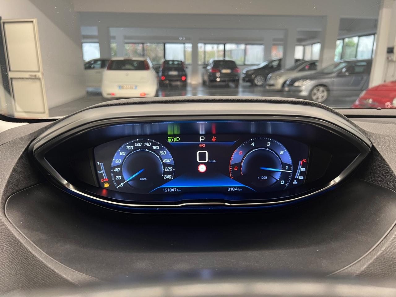 Peugeot 3008 BlueHDi 130 S&S EAT8 Allure