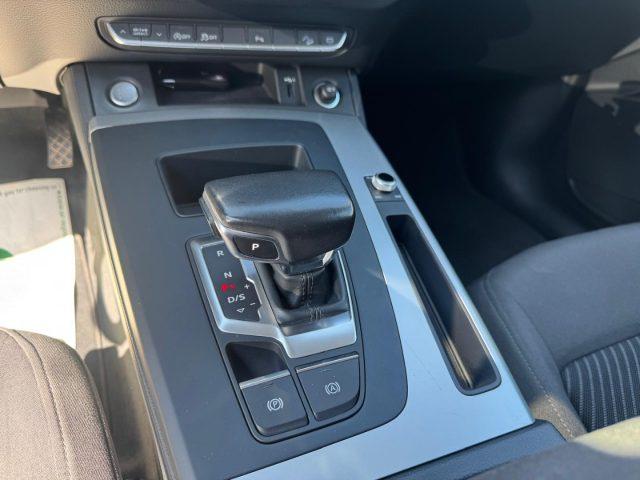 AUDI Q5 35 TDI S tronic Business Advanced