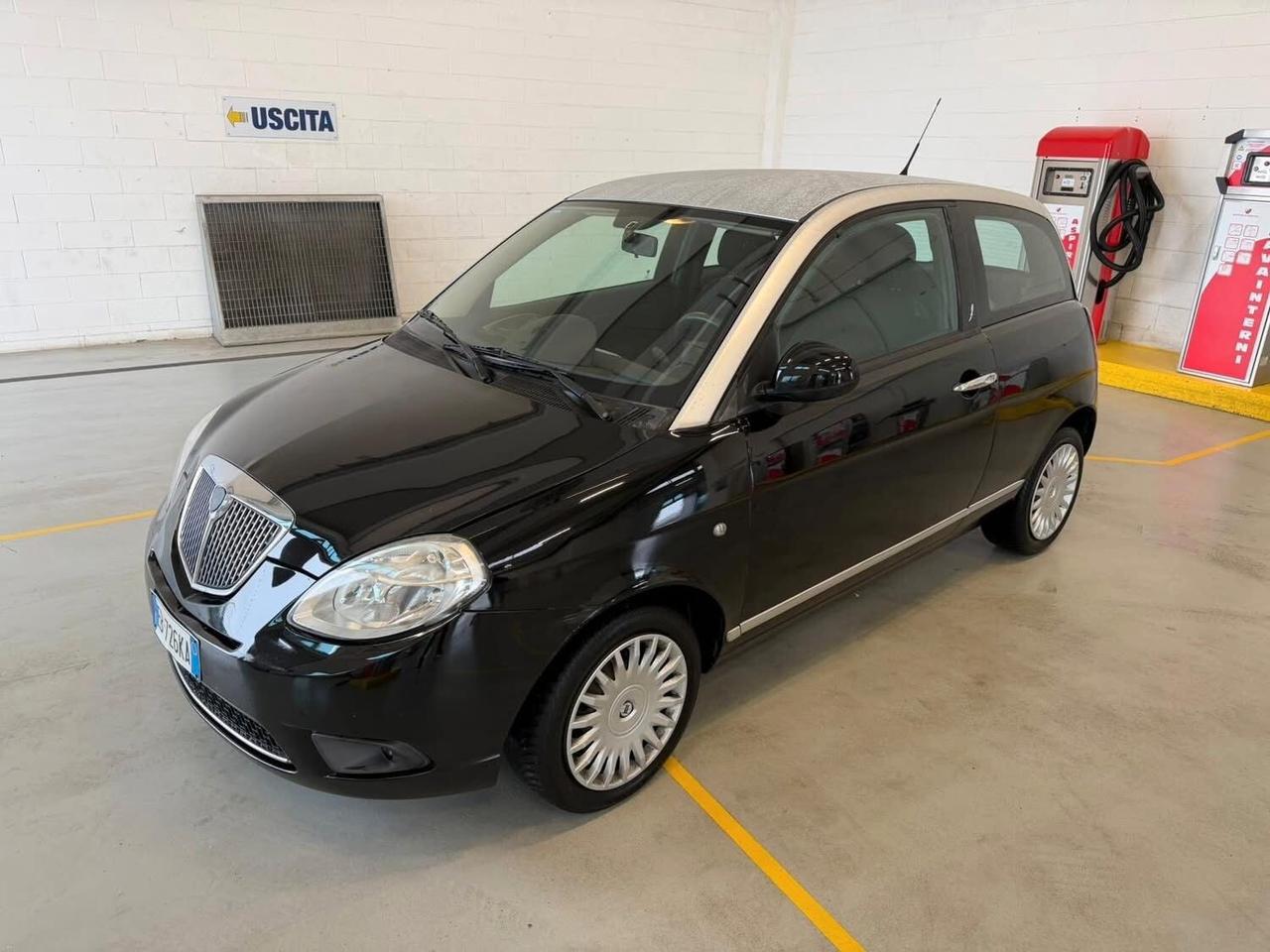 Lancia Ypsilon Elle 2010