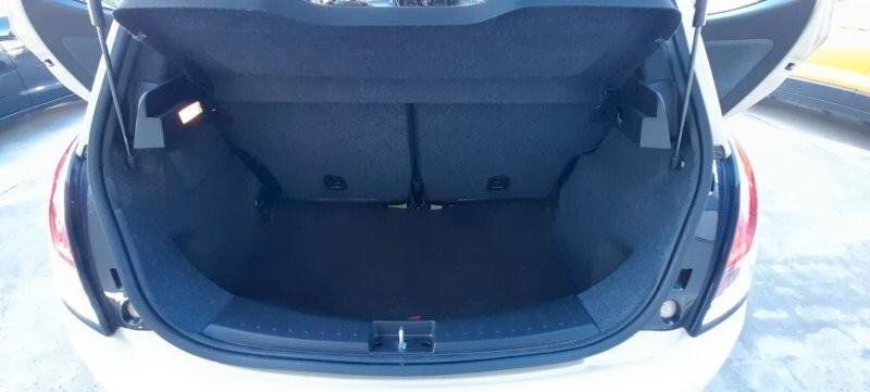 Lancia Ypsilon 1.2 69 CV 5 porte S&S Elefantino Blu