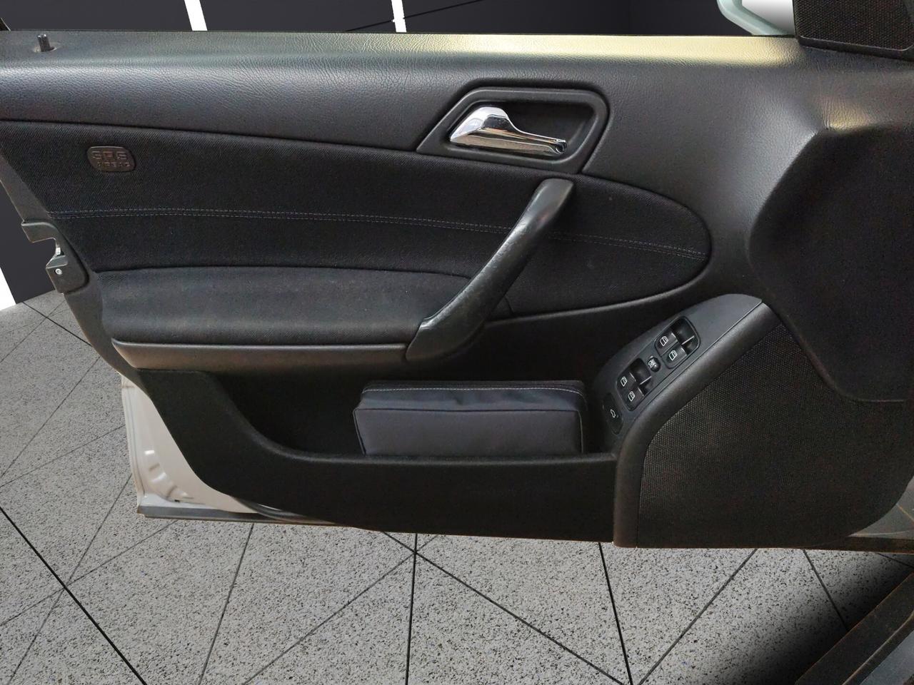 Mercedes-benz C 220 200 CDI cat Elegance