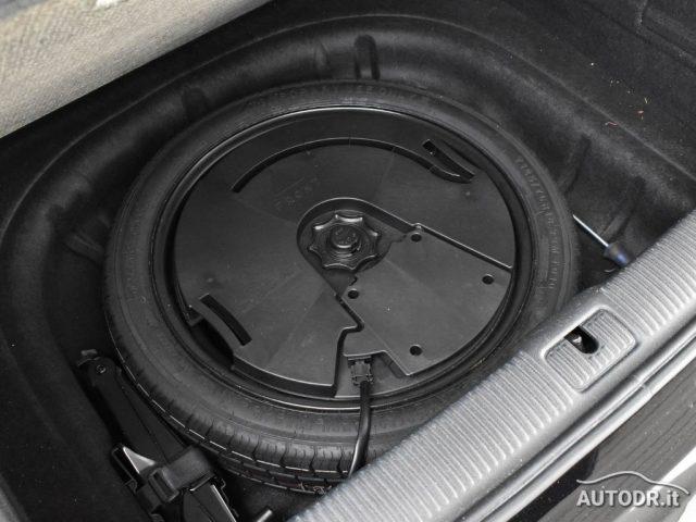 AUDI A3 SPB 2.0 35 TDI S-Tronic Admired S-Line, LED, Navi