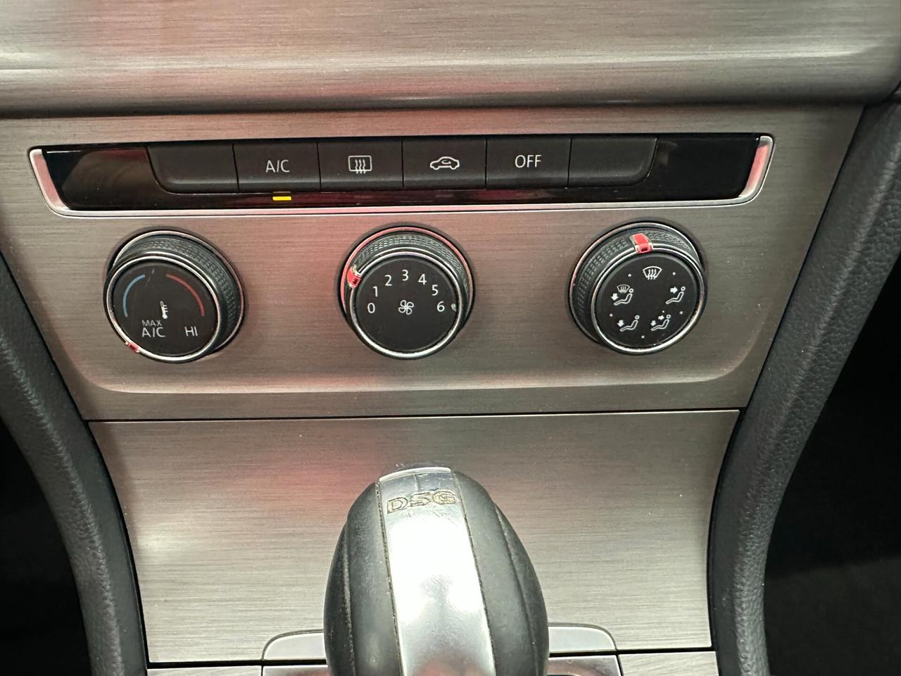 Volkswagen Golf 5p 1.6 110cv - AUTOMATICO-KM CERTIFICATI-PERMUTE