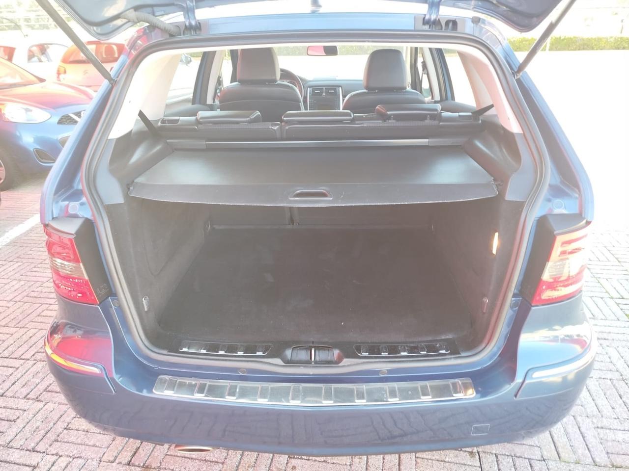 Mercedes-benz B 180 NGT BlueEFFICIENCY Executive