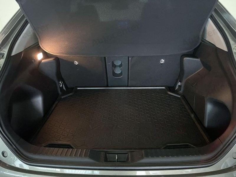 Toyota Yaris Cross Cross 1.5h Lounge fwd 116cv e-cvt