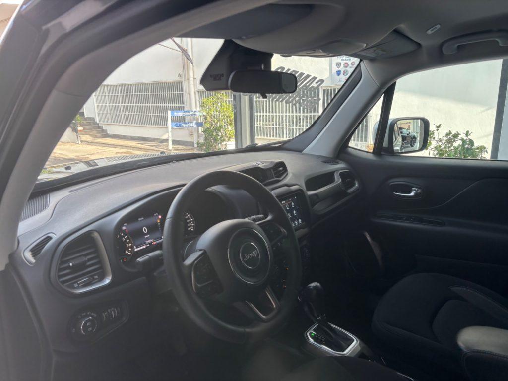 Jeep Renegade 1.5 Turbo T4 MHEV Limited tua da €199,00 mensili