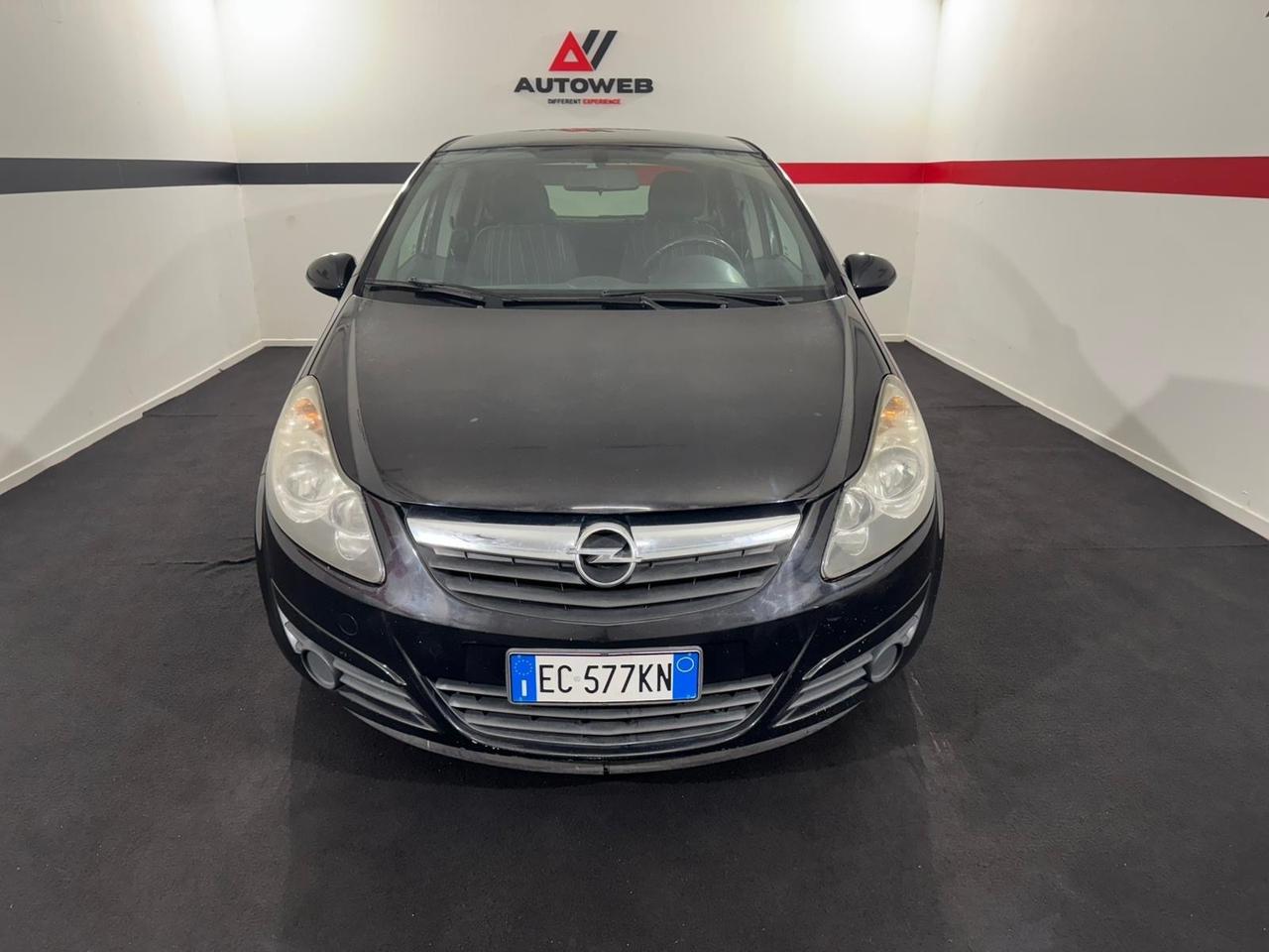 Opel Corsa 1.2 5 porte Club* NEOPATENTATI *