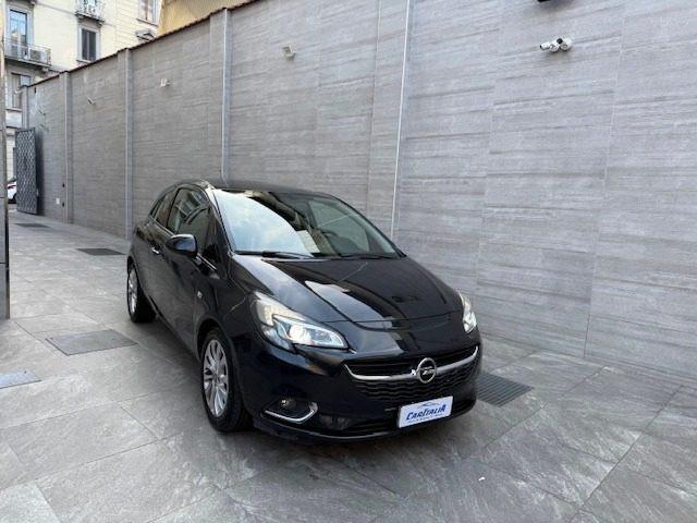 OPEL Corsa 1.2 Coupé Cosmo