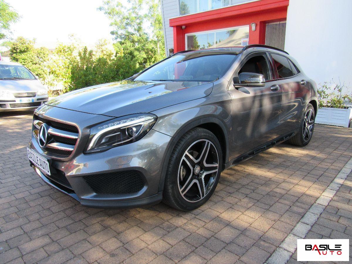 MERCEDES GLA 200 AMG 4Matic premium