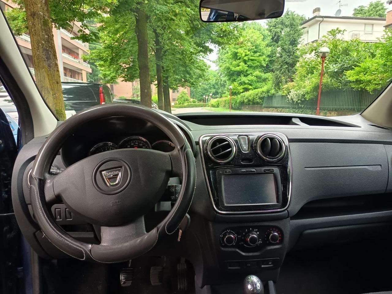 Dacia Dokker 1.5 DIESEL ANNO 2015 POSTI 5 AUTOVETTURA