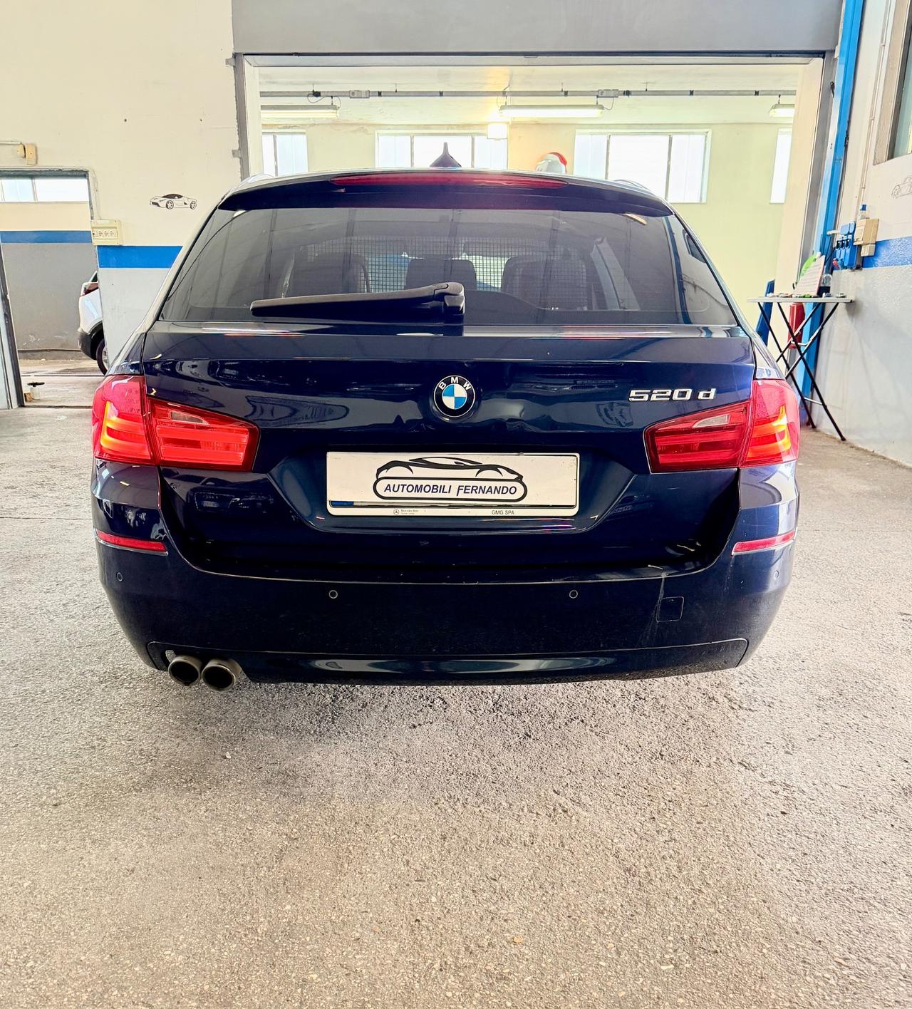 Bmw 520 520d xDrive Touring Luxury