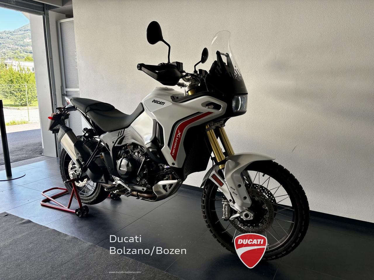 Ducati DesertX V2