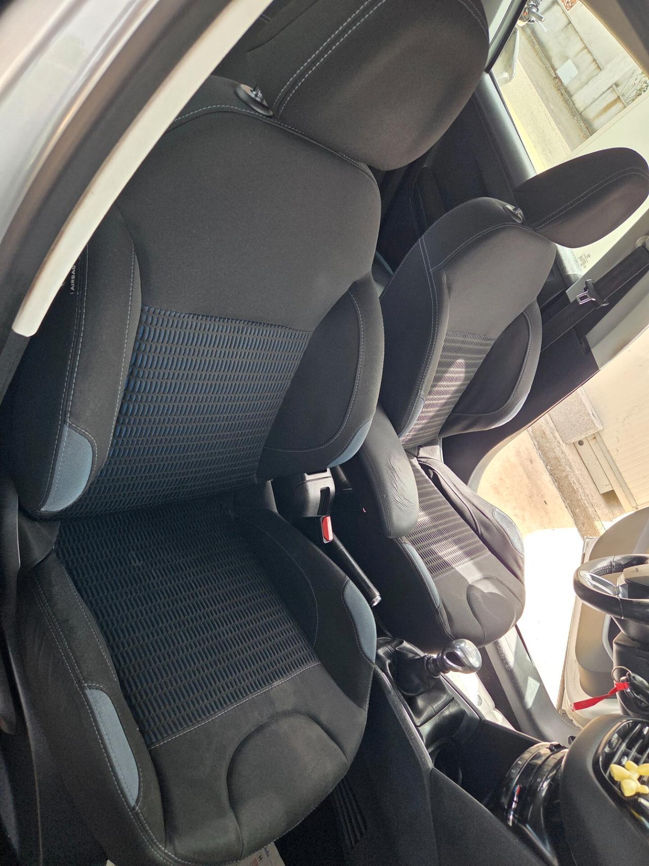 Peugeot 208 1.6 e-HDi 115 CV Stop&Start 5 porte Allure