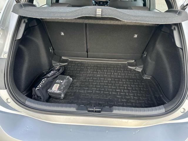 TOYOTA Corolla 1.8 Hybrid Active