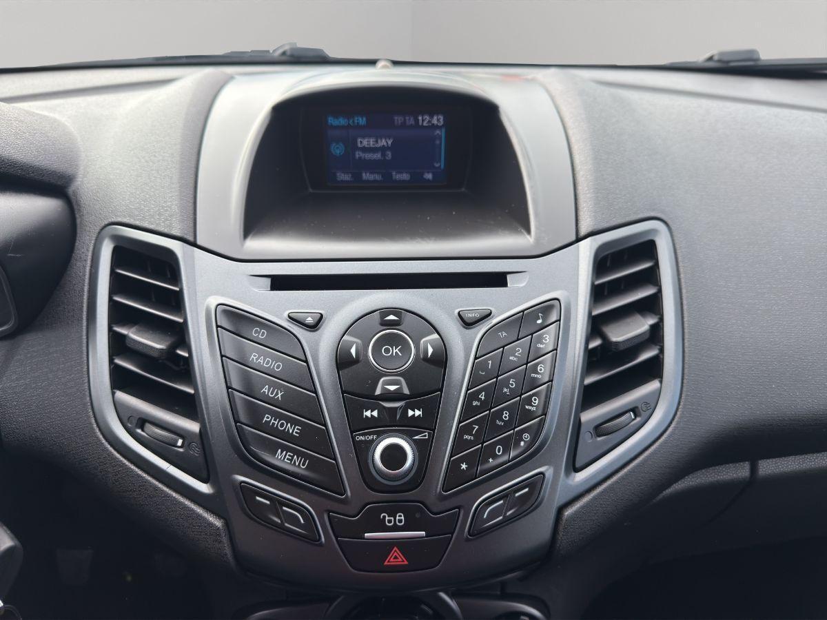 FORD - Fiesta - 1.5 TDCi 75 CV 5p. Black & White Edition