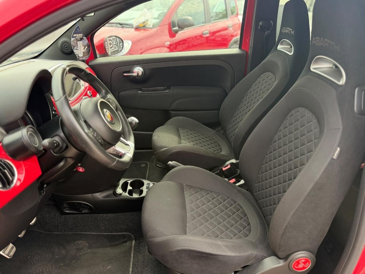 Abarth 595 1.4 Turbo T-Jet 145 CV