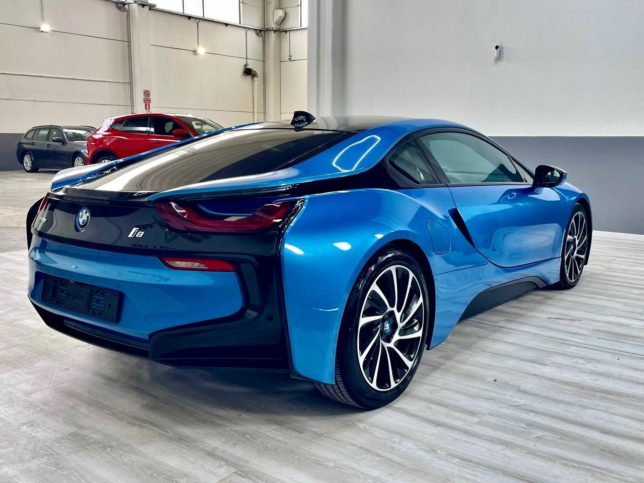 Bmw i8 coupé protonic edition