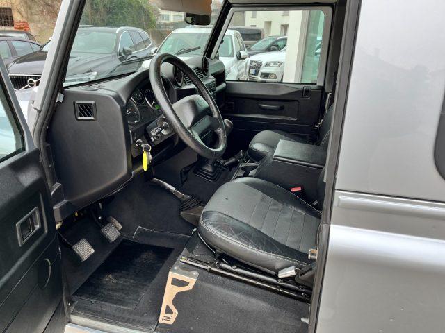 LAND ROVER Defender 90 2.4 TD4 Station Wagon SE N1 Autocarro