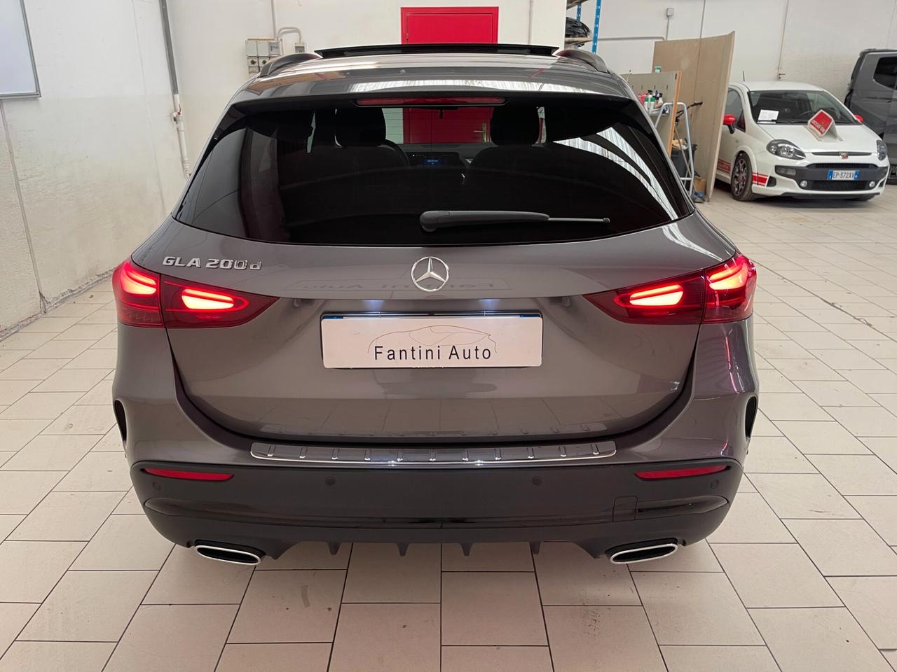 Mercedes-benz GLA 200 d AMG Line Advanced Plus c.auto-LEGGI SOTTO