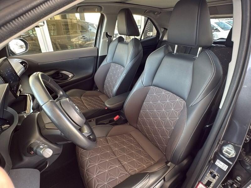 Toyota Yaris Cross Yaris Cross 1.5h Lounge fwd 116cv e-cvt