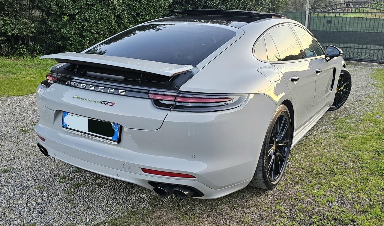 Porsche Panamera 4.0 Turbo S E-Hybrid Executive