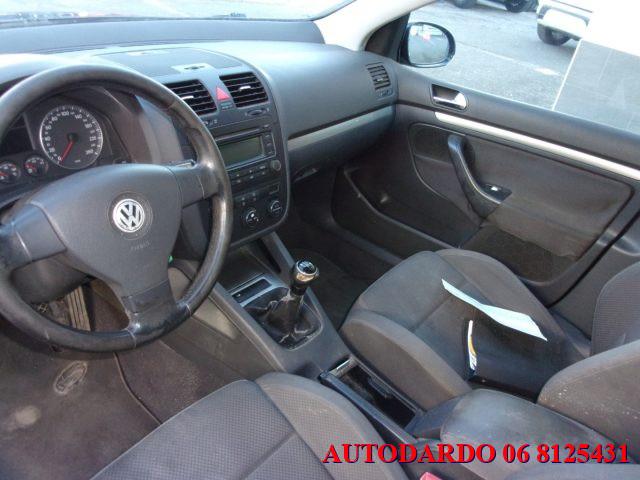 VOLKSWAGEN Golf 1.6 16V FSI 5p. Comfortline