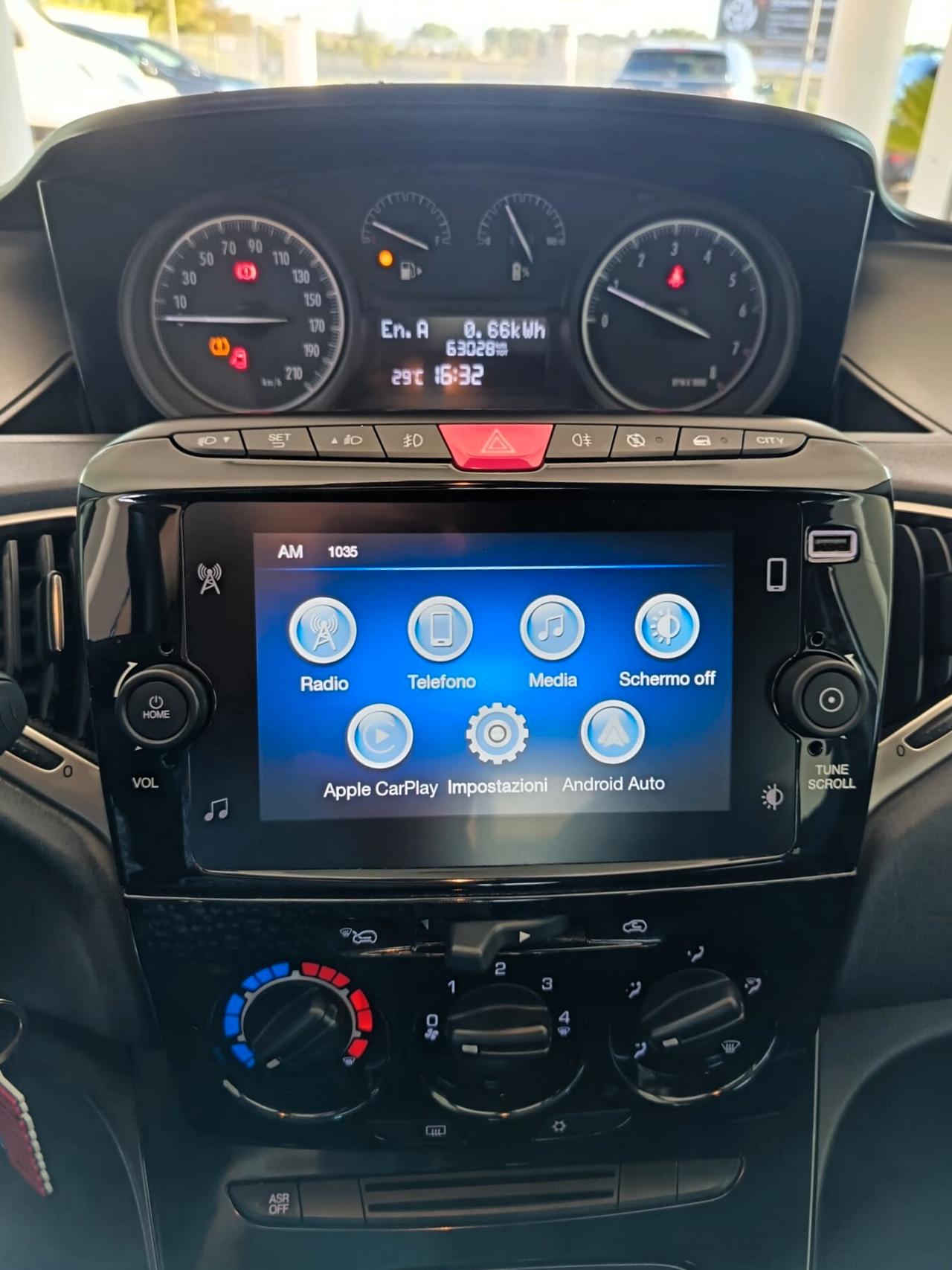 Lancia Ypsilon 1.0 FireFly 5 porte S&S Hybrid Ecochic Gold