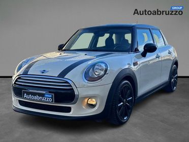 Mini Cooper D 1.5 D Cooper D Business Auto